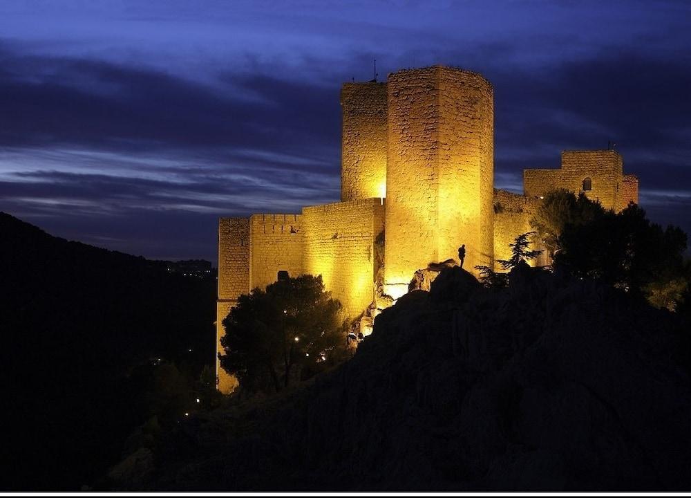 Iberos Jaen Bed & Breakfast Bagian luar foto